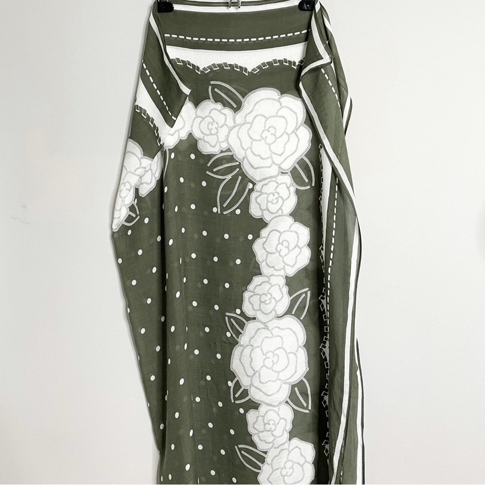 ANNE FONTAINE Adrian Scarf Floral Bamboo & Silk Stole - Picture 7 of 11